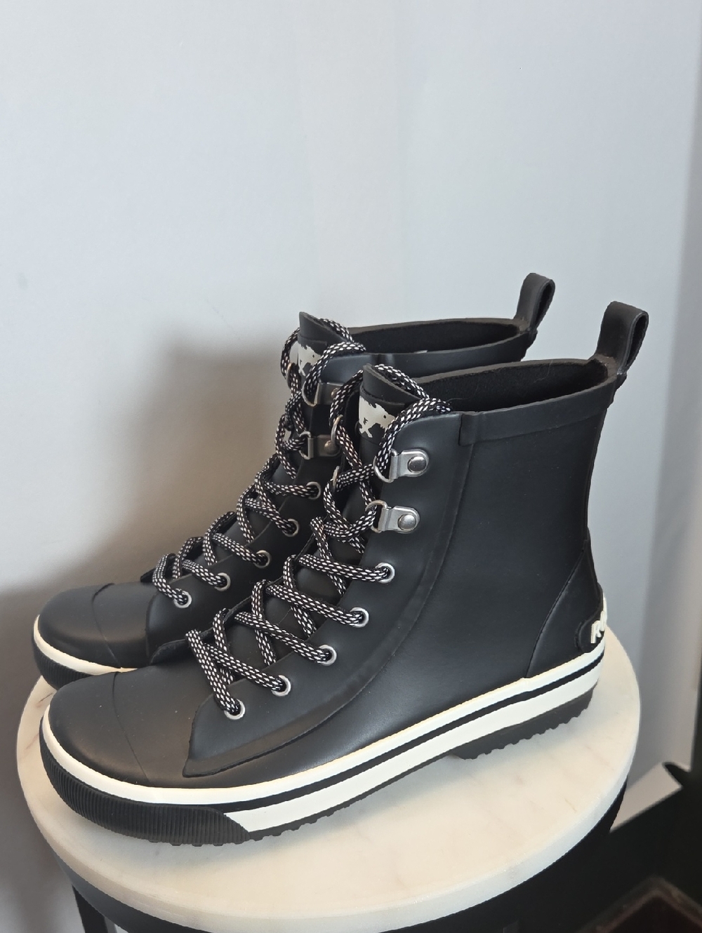 Rocket Dog Black Lace-Up Lined Rubber Boots with White Trim Size 7.5